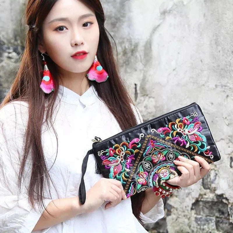Luxury Design Flowers Clutches Pouch | Fashion Women's Wallet Wrist Handbag & Lady Vintage Envelope Phone Purse (Card Holders Pocket)